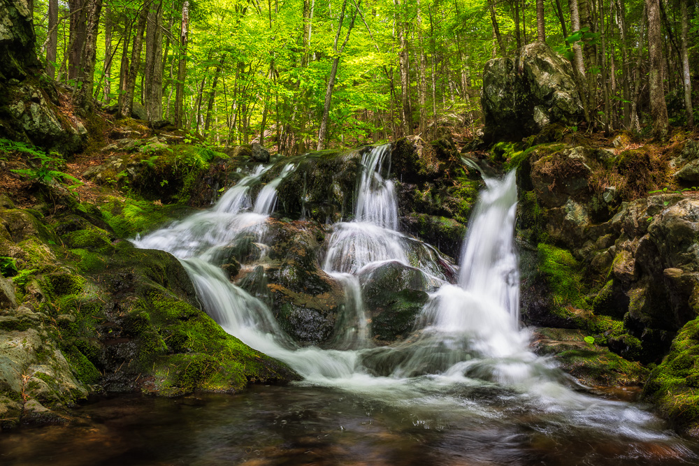MAB-20210528-NH-MOULTONBORO-EMERALD-POOL-FALLS-SPRING-75681.jpg
