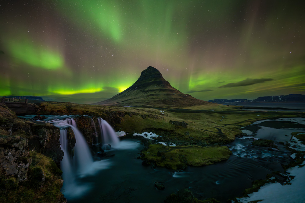MAB-20240308-ICELAND-SNAEFELLSNES-KIRKJUFELL-AURORA-085897-Enhanced-NR.jpg