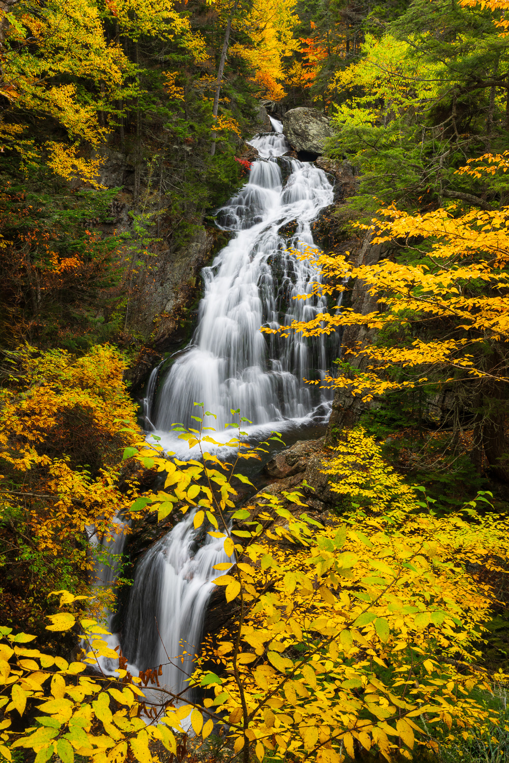 MAB-20261002-NH-WHITE-MOUNTAINS-CRYSTAL-CASCADES-AUTUMN-7043.jpg