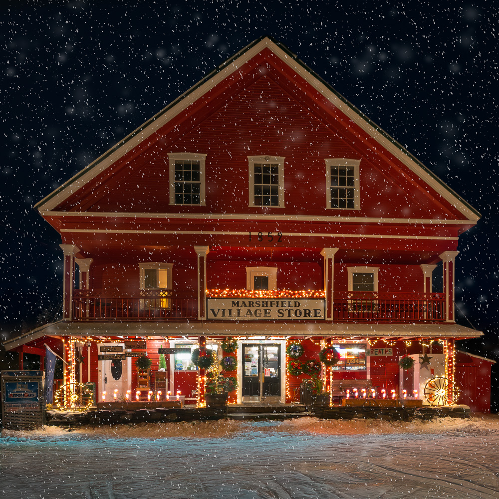 MAB-20251202-VT-MARSHFIELD-COUNTRY-STORE-XMAS-089473-SNOW.jpg