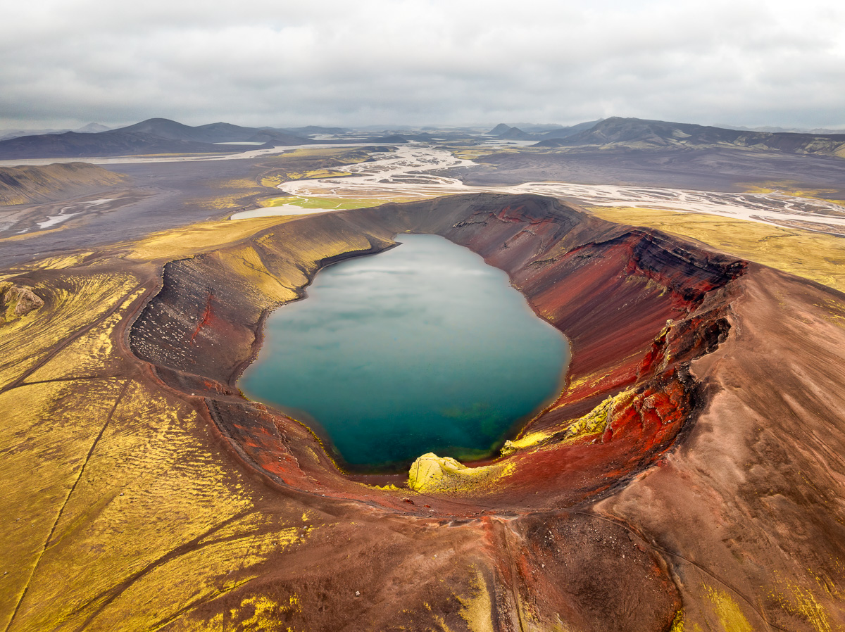 MAB-DJI-20250801-ICELAND-LJOTIPOLLUR-CRATER-LAKE-0042.jpg